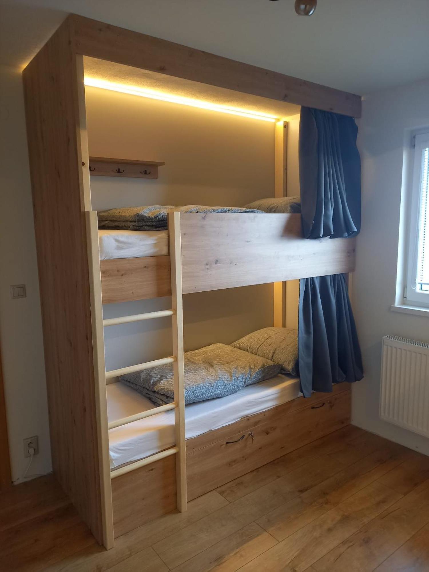 Sherpa'S Hostel High Tatras Štrbské Pleso Kültér fotó