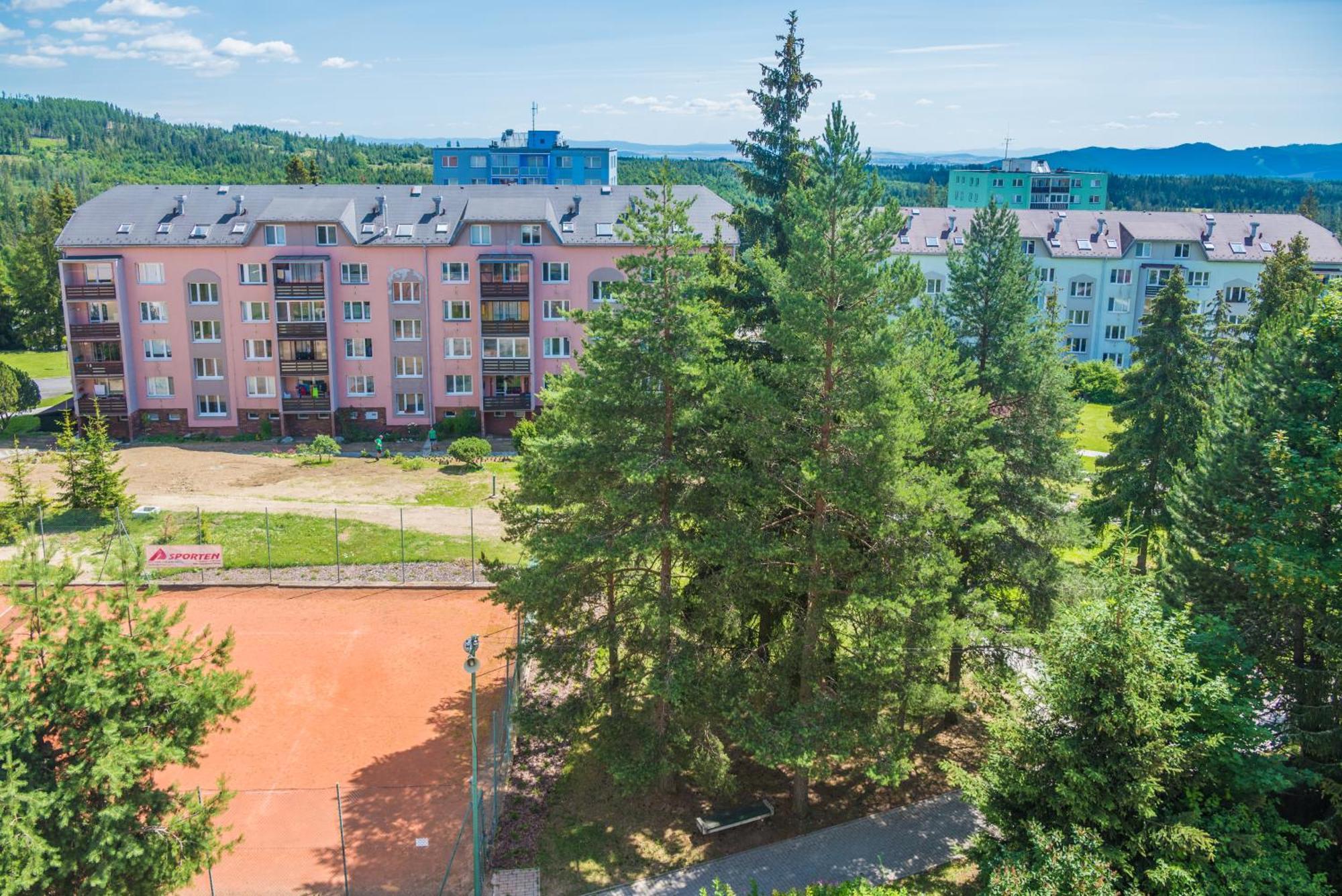 Sherpa'S Hostel High Tatras Štrbské Pleso Kültér fotó