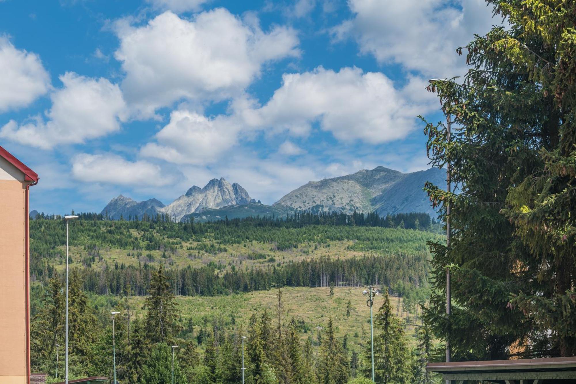 Sherpa'S Hostel High Tatras Štrbské Pleso Kültér fotó